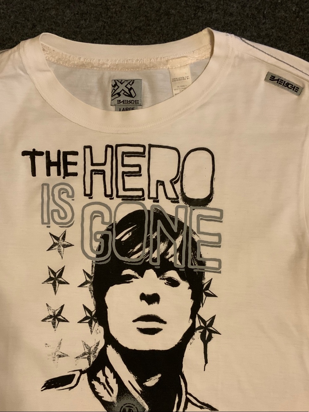 ENERGIE White Graphic T-Shirt Large